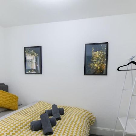 Open Mind Property - Southsea With Free Parking Portsmouth Exteriör bild