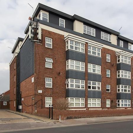 Open Mind Property - Southsea With Free Parking Portsmouth Exteriör bild